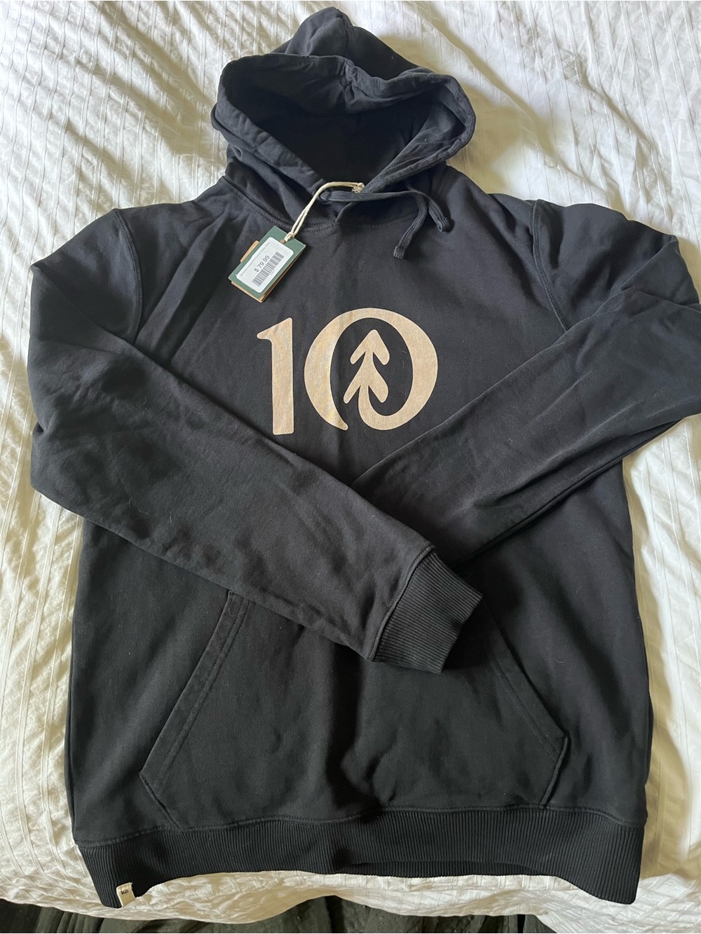 Ten Classic Hoodie
Men's Organic Cotton Pullover Hoodie